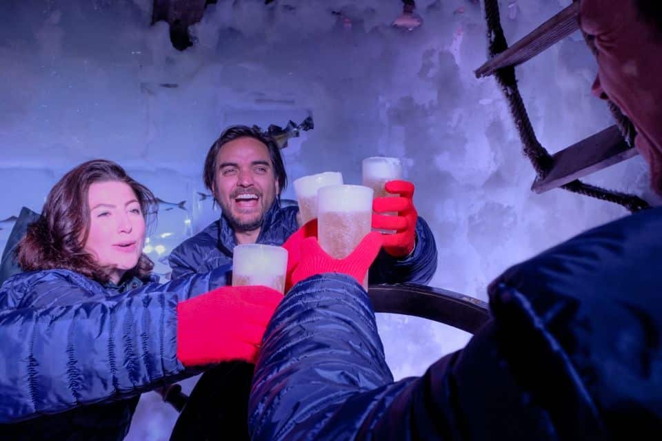 Vstupenky na ledový bar
